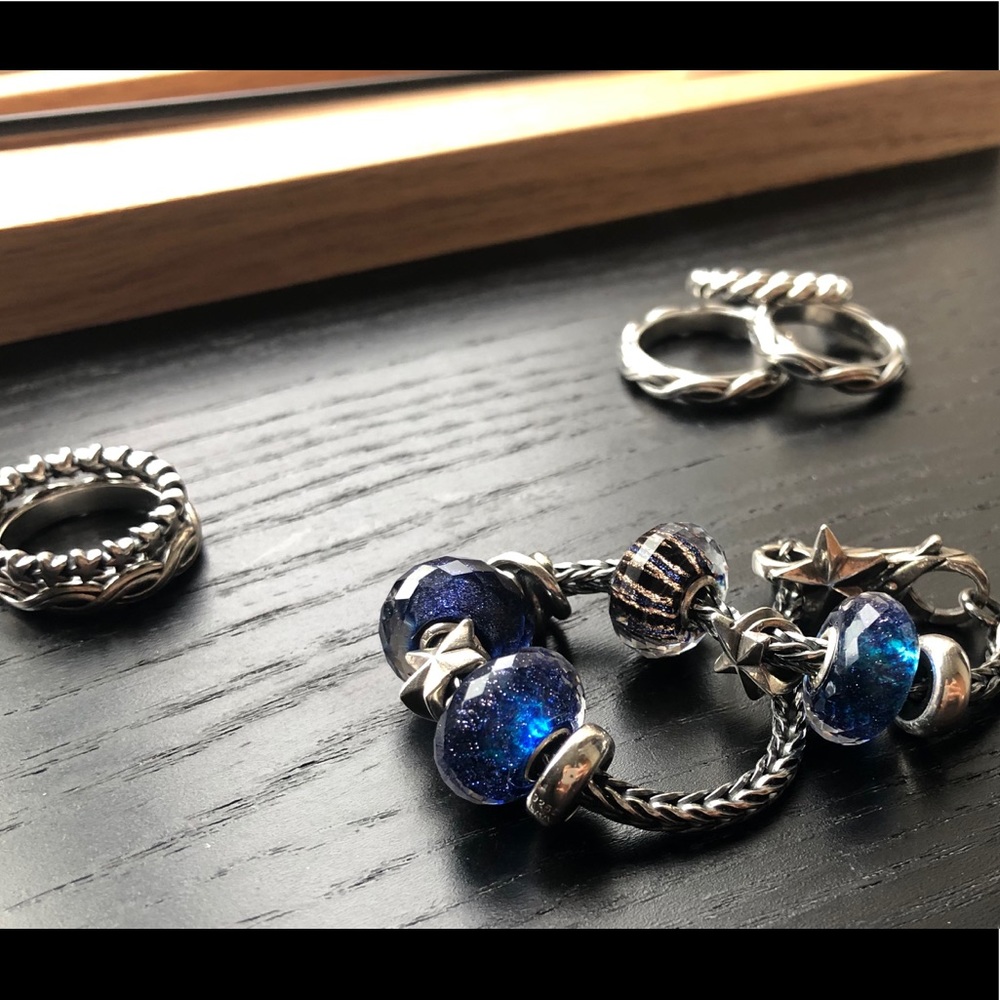 April - Picture 2 of 4